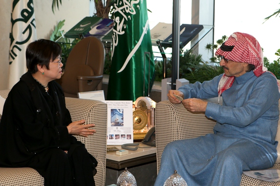 President Li Xiaolin meeting with Prince Alwaleed